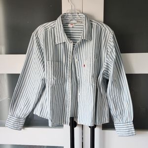 LEVI'S lightweight denim cropped jacket